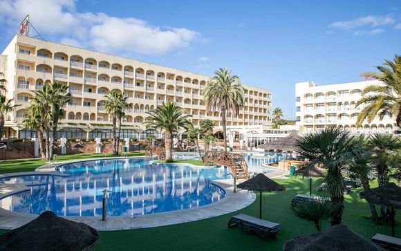 Evenia Olympic Park 4*