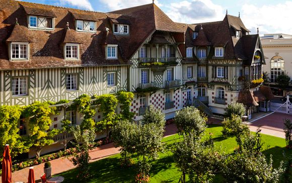 Poussez les portes de votre hôtel Barrière Le Normandy 5*