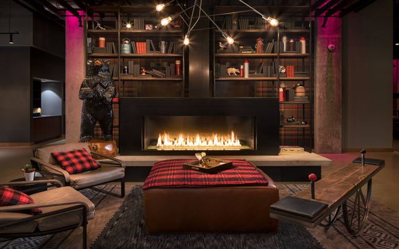 Moxy Seattle
