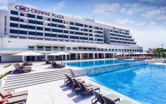 Crowne Plaza Muscat 4*