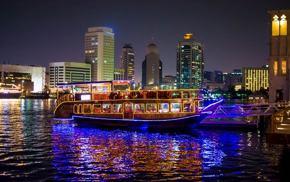 Dinner Cruise mit Abendessen im Hafen von Dubai