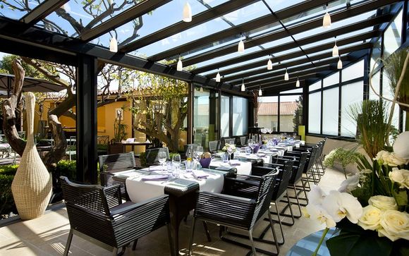 Poussez les portes de l'hôtel La Pérouse 4*