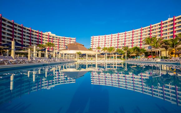 Crown Paradise Club Cancun 5*