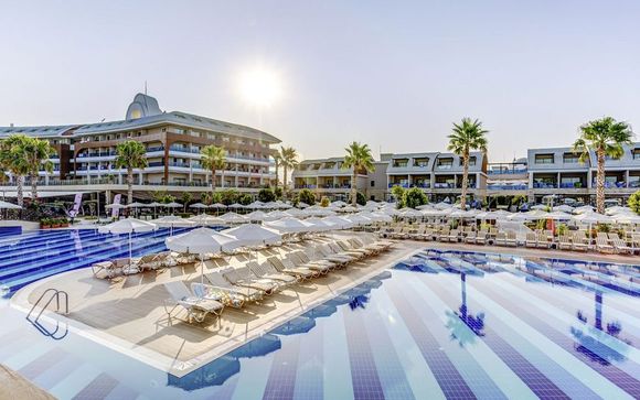 JACARANDA SIDE RESORT 5*