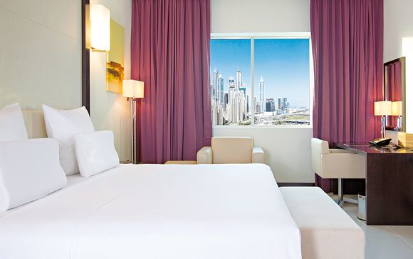 Pullman Jumeirah Lake Towers 5*