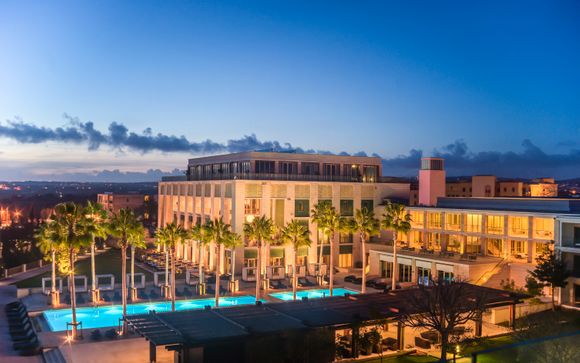  Victoria Golf Resort & Spa 5*
