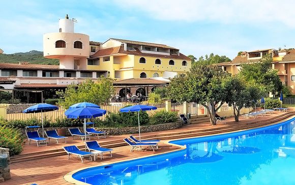 Colonna Beach Hotel 4*