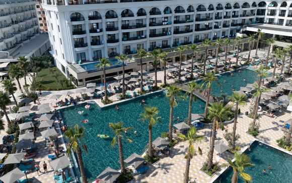 Fafa Aqua Palace 5*