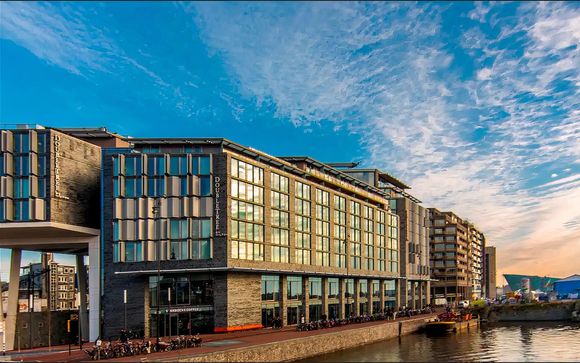 DoubleTree by Hilton Amsterdam Central 4*