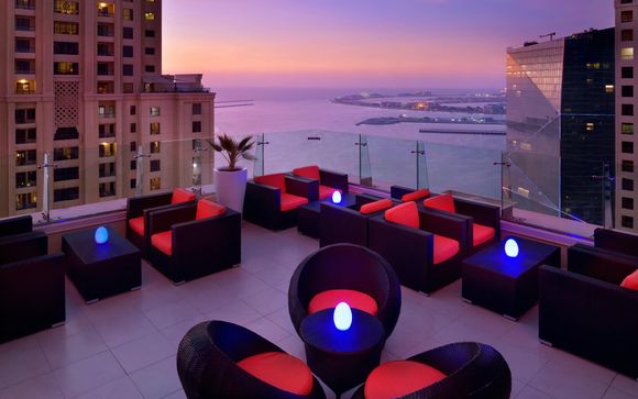 Delta Hotels by Marriott Jumeirah Beach 4*