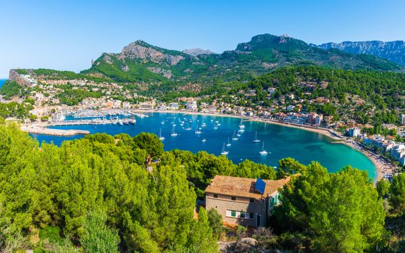 Puerto de Sóller, en Mallorca, te espera