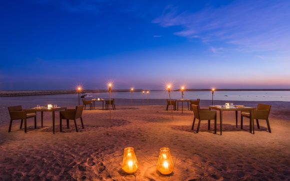 Fanar Hotel & Residences 5*