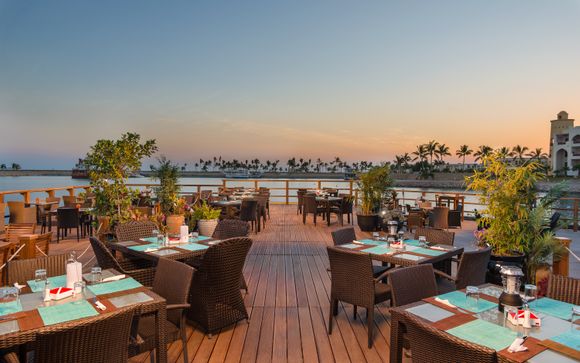 Fanar Hotel & Residences 5*