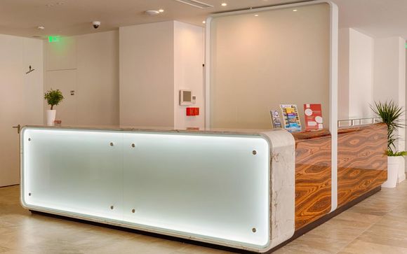 Premium Porto Downtown 4*