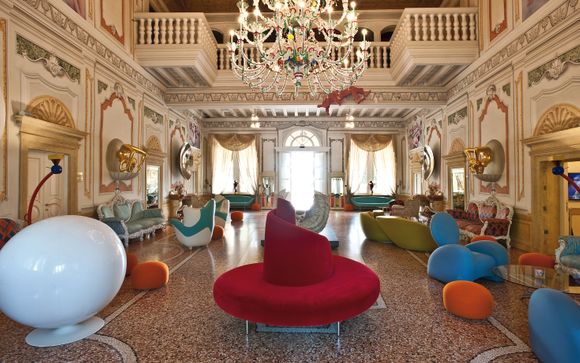 Byblos Art Hotel Villa Amistà 5*