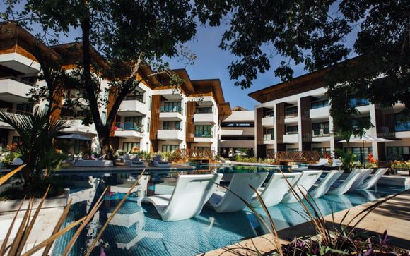 Azura Beach Resort 5*