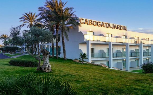 Cabogata Jardín Hotel & Spa 4*
