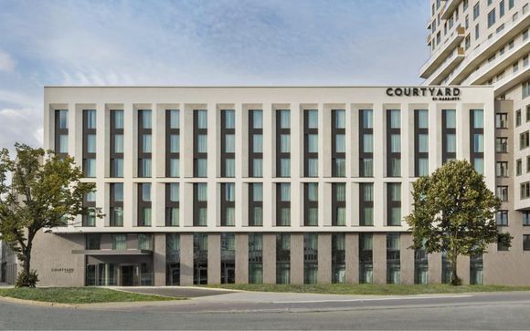 Courtyard by Marriott Hamburg City 4*