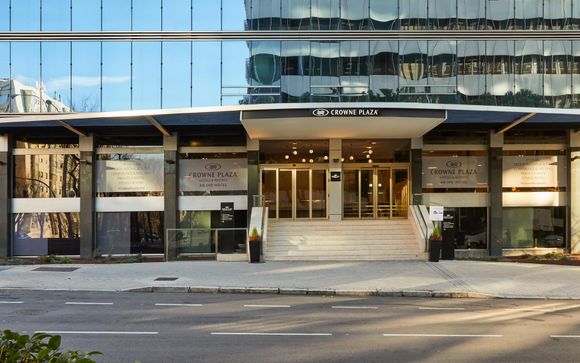 Hotel Crowne Plaza Madrid Centre Retiro 4*