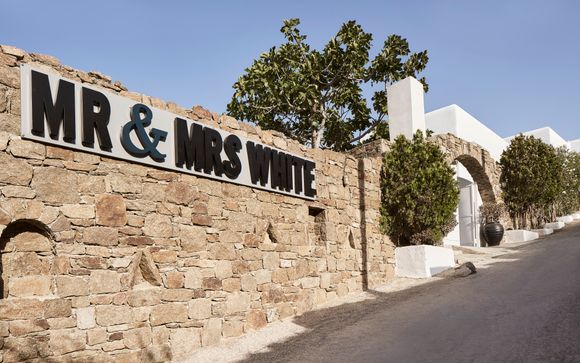 Mr & Mrs White Mykonos 4*