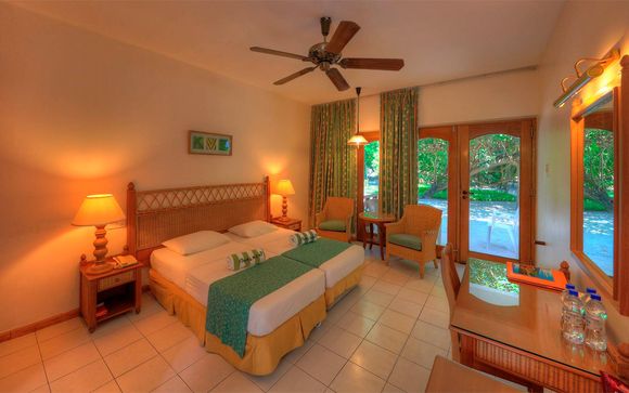 Fihalhohi Island Resort 