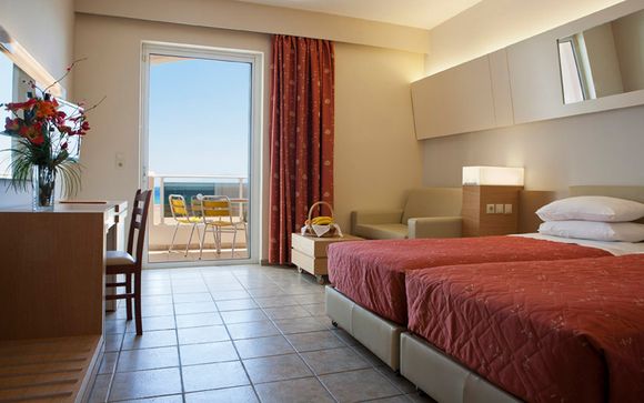 Sovereign Beach Hotel 4*