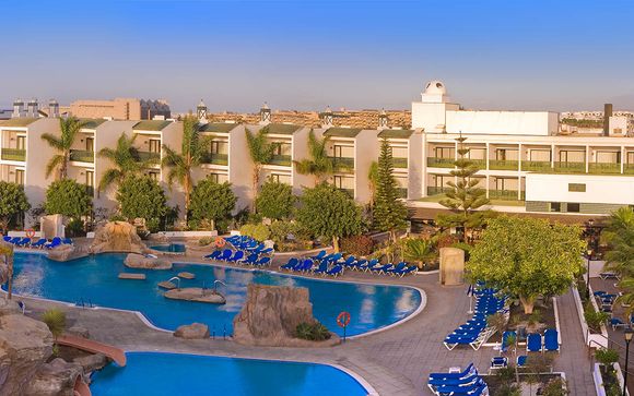 Hotel Blue Sea Costa Bastian 4*
