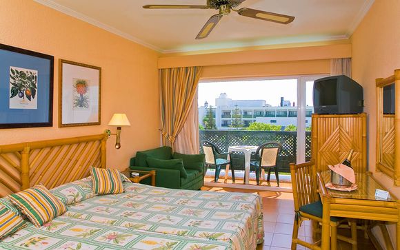 Hotel Blue Sea Costa Bastian 4*