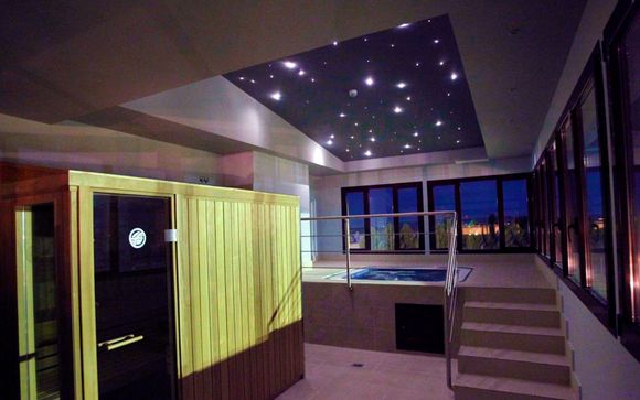 Hotel Chateau Viñasoro 4*