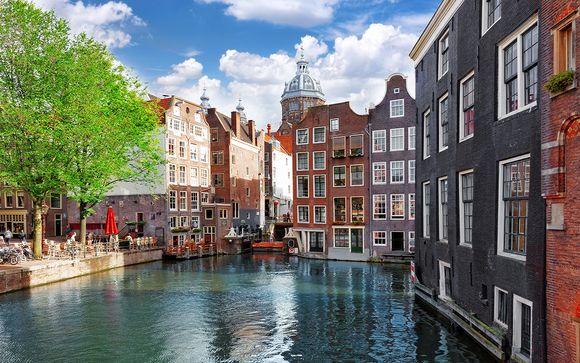 Navega entre los canales y déjate envolver por el arte