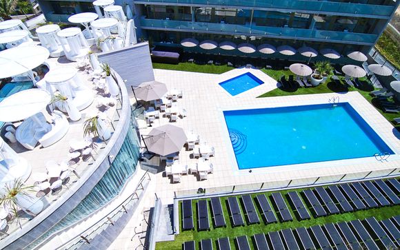 Aparthotel Four Elements Suites 4*