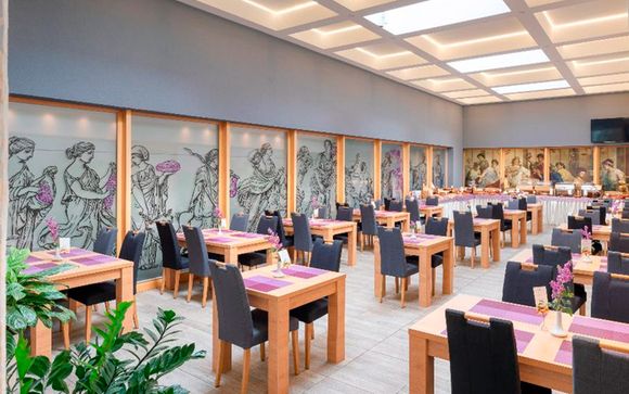 Hotel Salona Palace 4*