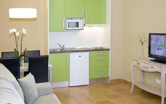 La Pérgola Aparthotel 4*