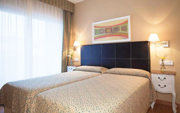 La Pérgola Aparthotel 4*