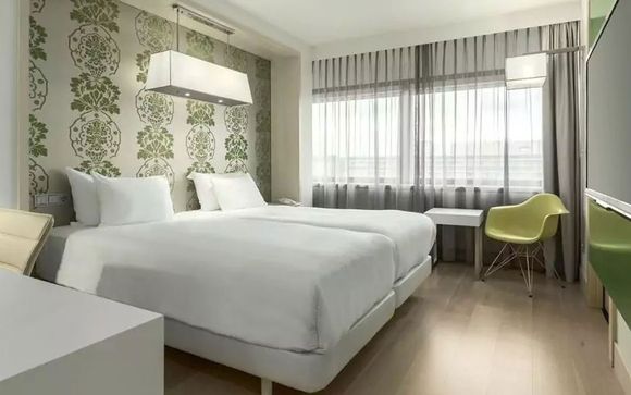 NH Amsterdam Zuid 4*