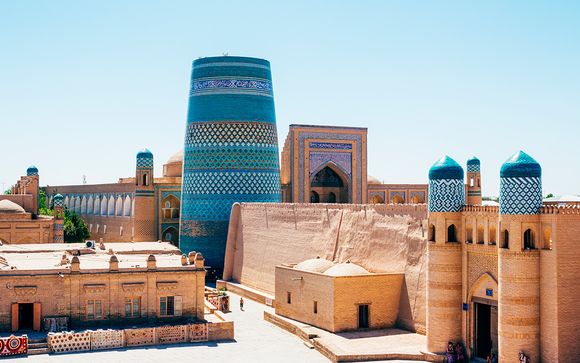 Descubre Uzbekistán
