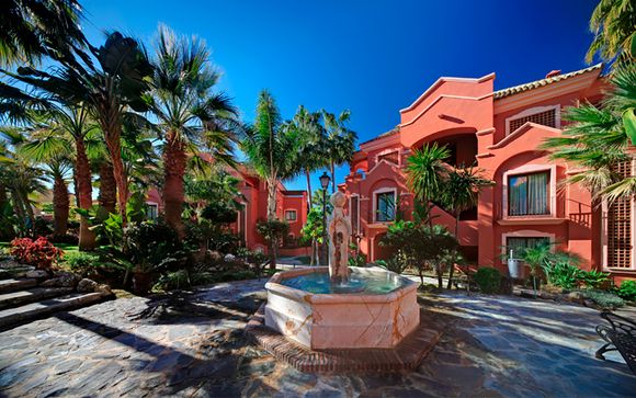 Saborea la evasión en tu apartamento de Puerto Banús