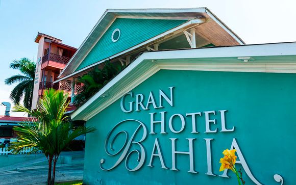 3, 5 o 7 noches (a su elección) en Gran Hotel Bahía, en Bocas Town