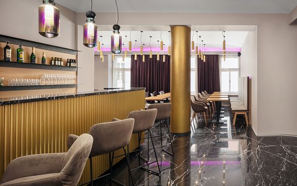 MOODs Charles Bridge 4*