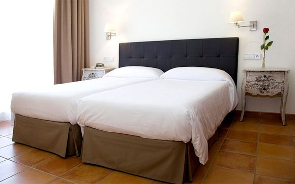 La Pérgola Aparthotel 4*