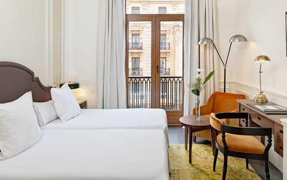 H10 Villa de la Reina Boutique Hotel 4*