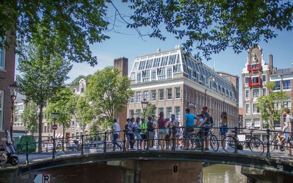 Visite guidée à pied sur les traces d’Anne Frank à Amsterdam (à partir de 3 nuits)