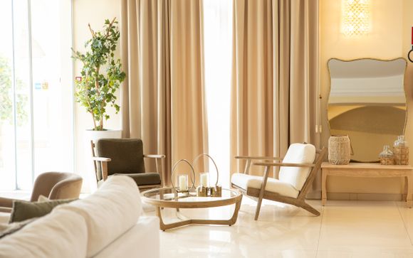 Poussez les portes de l'UNICO Albatres Palace Salento 4*
