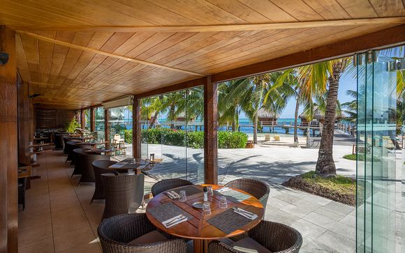 Poussez les portes de l'hôtel Manava Beach Resort & Spa 4*