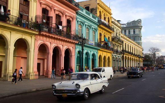 Suivez-nous... A Cuba