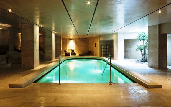 A Roma Lifestyle Hotel 4*