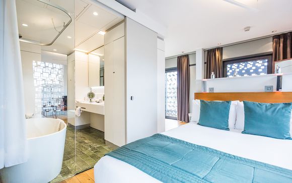 Town Hall Hotel & Apartments 5*