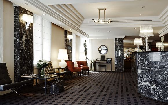 Hôtel Plaza Tour Eiffel 4*