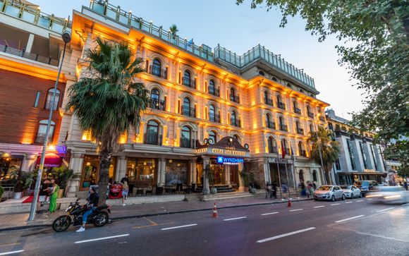 Wyndham Istanbul Old Hotel City 5*
