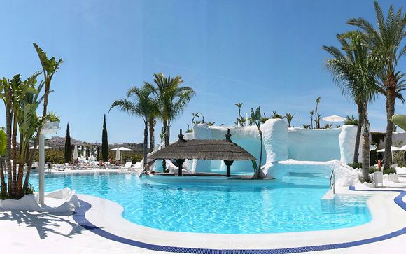 Hotel Suites Albayzin del Mar 4*
